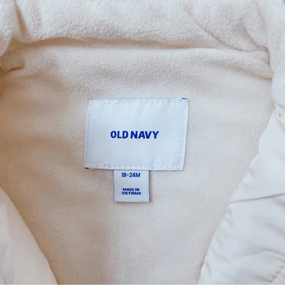 Old Navy girls vest - size 24M
